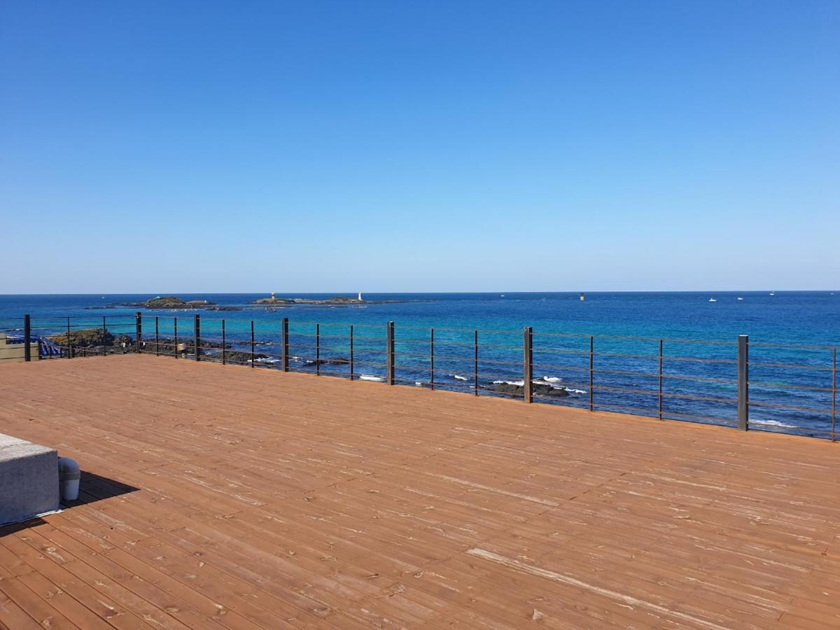 Castle Pool Resort Τζέτζου Εξωτερικό φωτογραφία