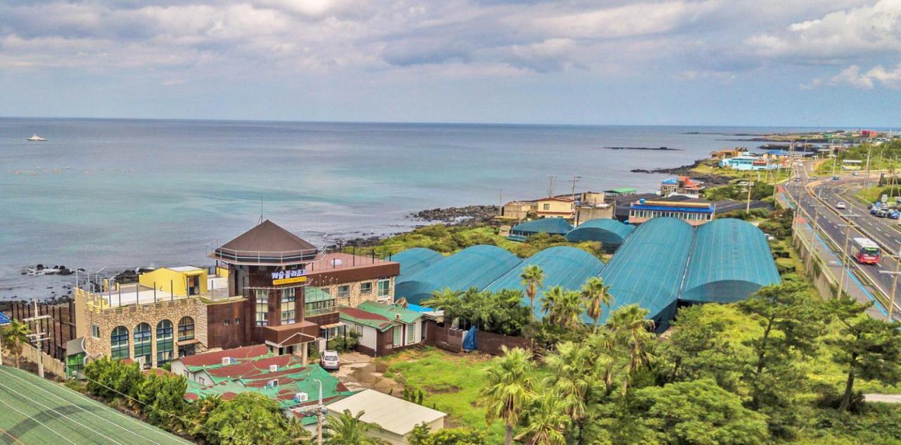 Castle Pool Resort Τζέτζου Εξωτερικό φωτογραφία