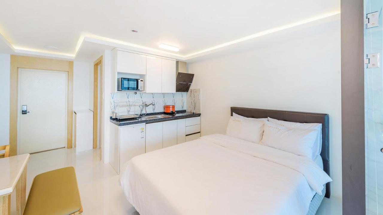 Castle Pool Resort Τζέτζου Εξωτερικό φωτογραφία
