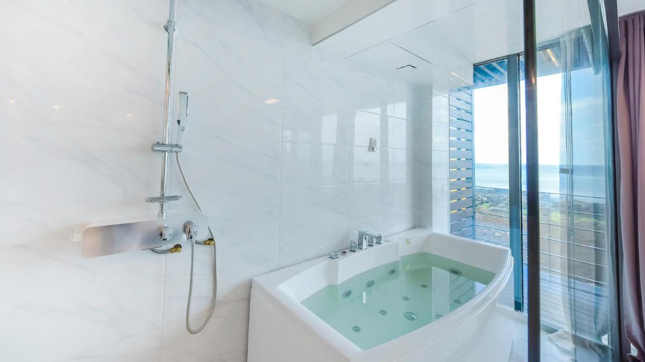 Castle Pool Resort Τζέτζου Εξωτερικό φωτογραφία